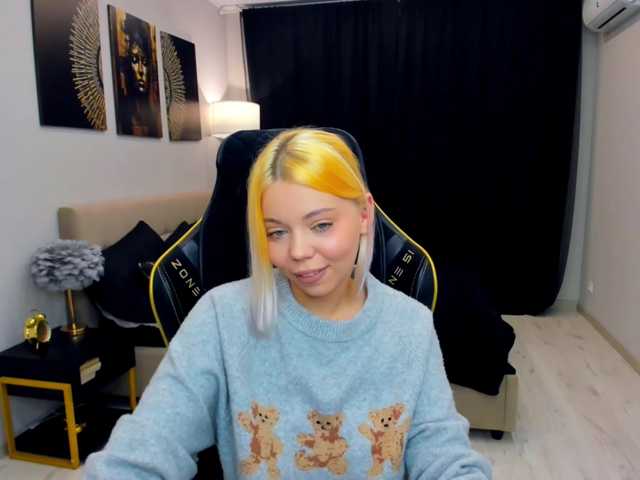 FunnyVibe live cam preview