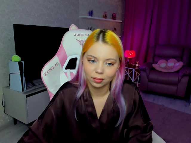 FunnyVibe live cam on BongaCams