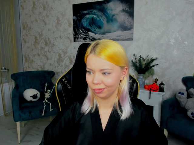 FunnyVibe live cam on BongaCams