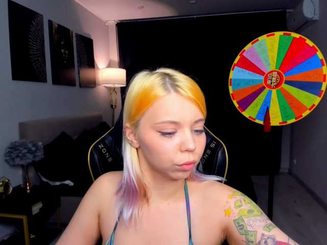 FunnyVibe live cam on BongaCams