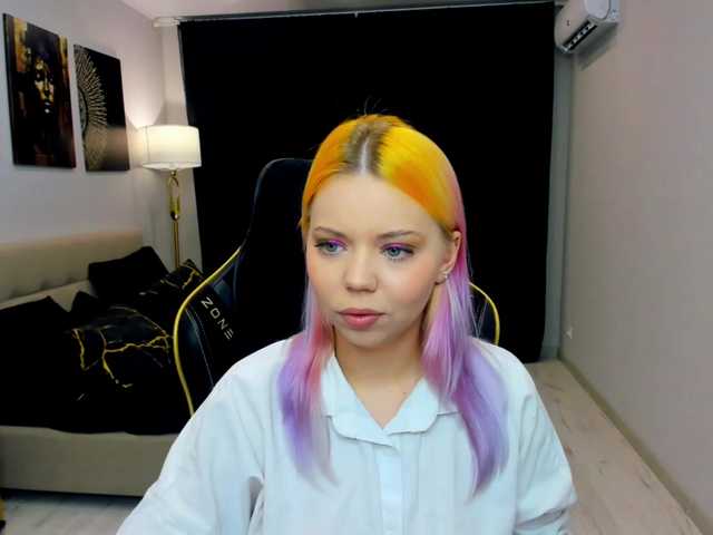 FunnyVibe live cam on BongaCams
