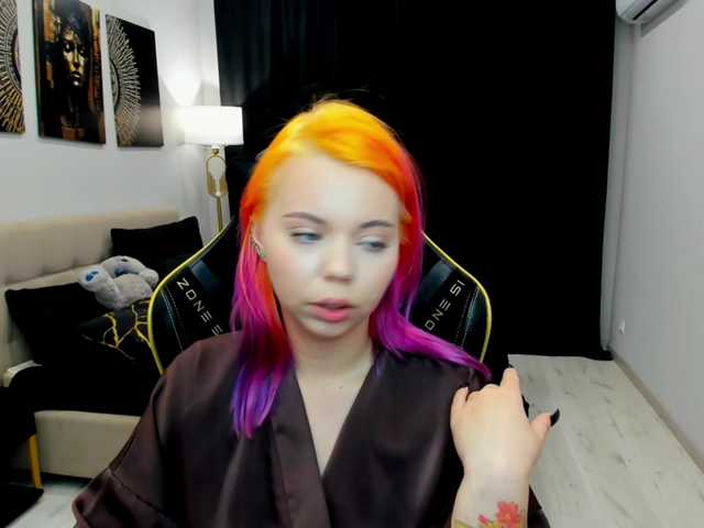 FunnyVibe live cam on BongaCams