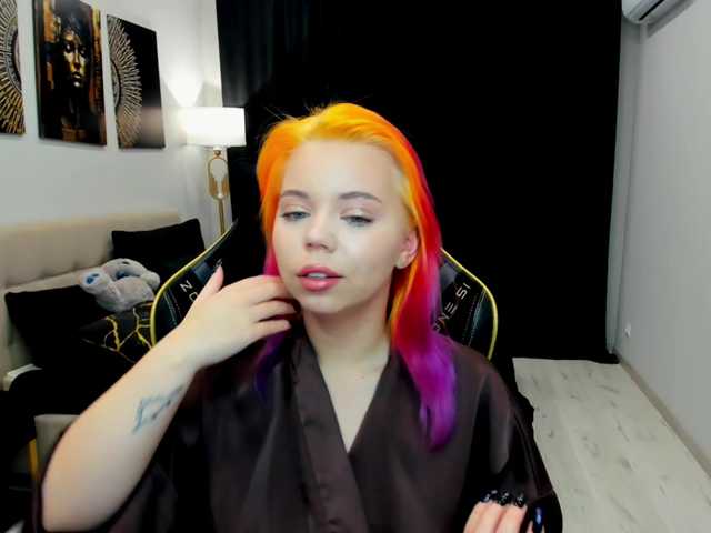FunnyVibe live cam on BongaCams