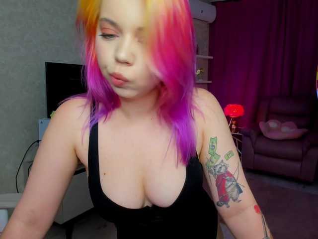 FunnyVibe live cam on BongaCams
