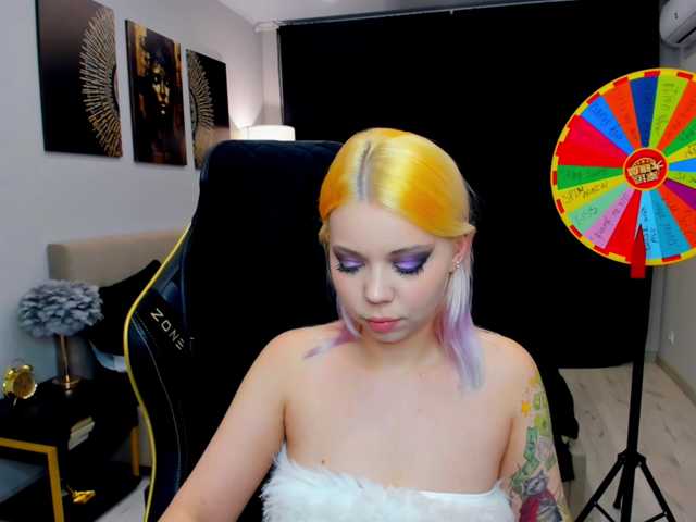 FunnyVibe live cam on BongaCams