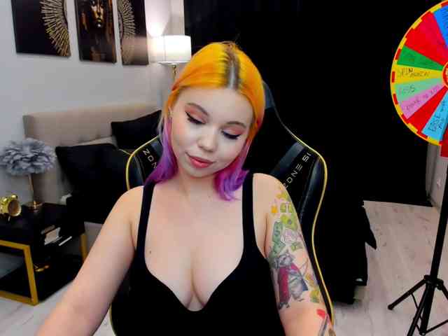 FunnyVibe webcam