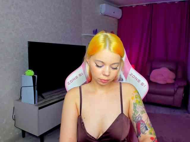 FunnyVibe webcam