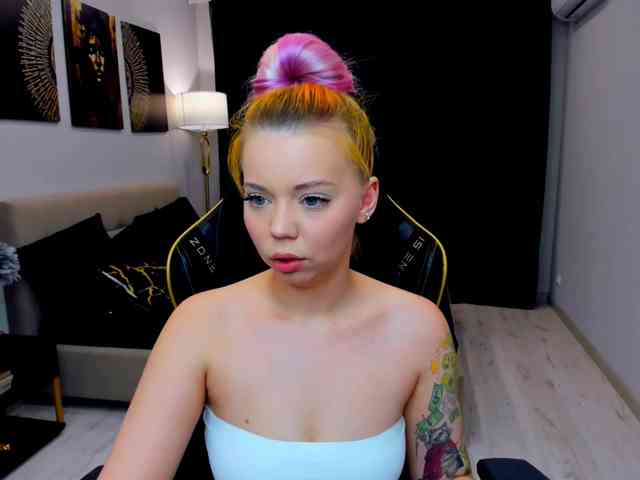 FunnyVibe webcam