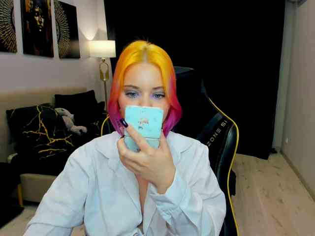 FunnyVibe webcam