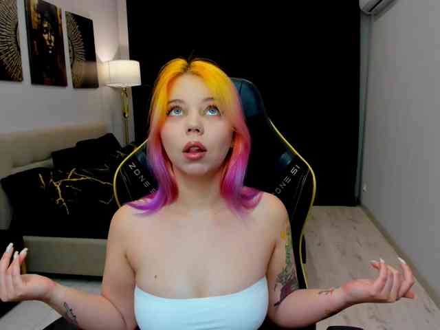 FunnyVibe webcam