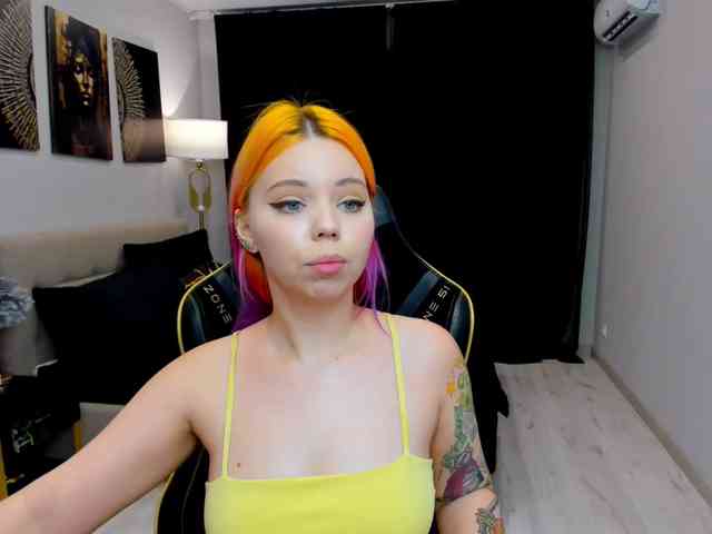 FunnyVibe webcam