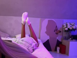 paulIine Porn Show