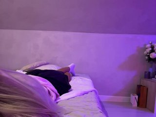 paulIine Porn Show