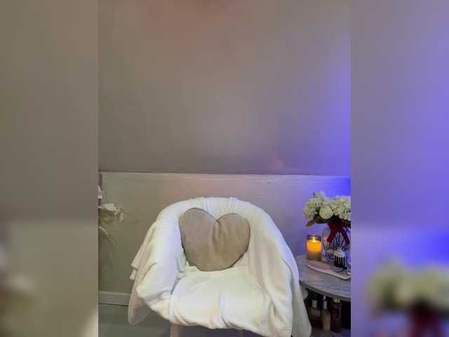  HollyPolly111 chat room