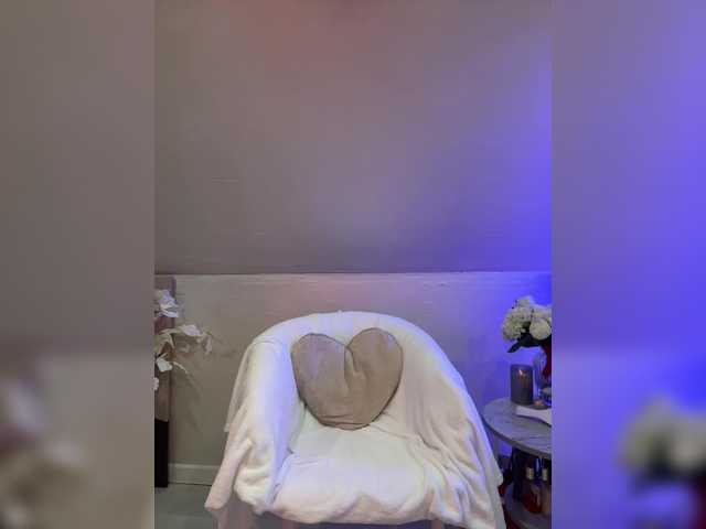  HollyPolly111 chat room