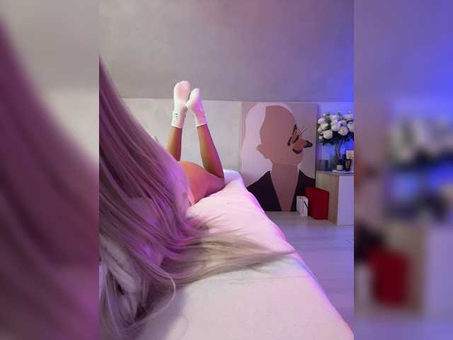HollyPolly111 live cam