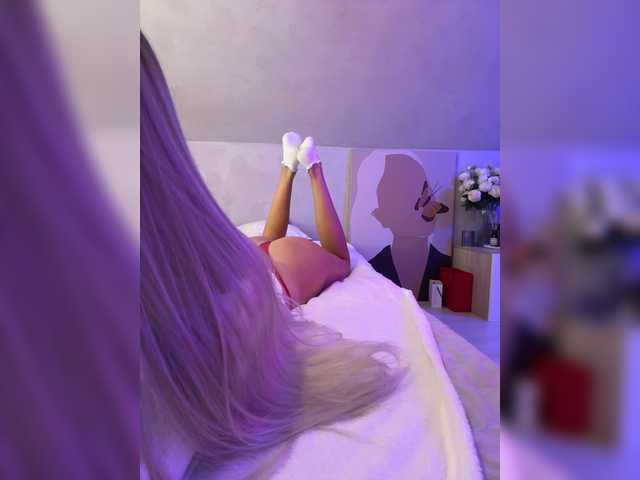 HollyPolly111 live cam on BongaCams