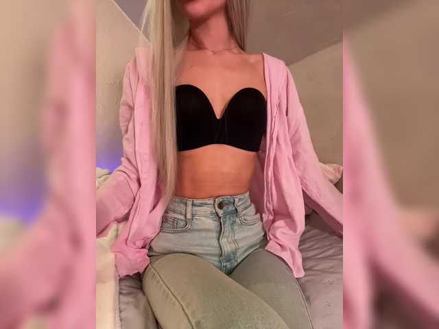 HollyPolly111 live cam on BongaCams