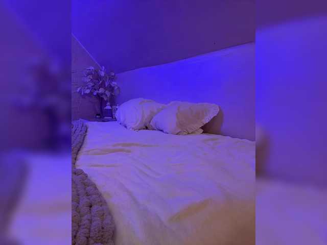 HollyPolly111 live cam