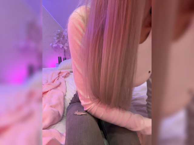 HollyPolly111 live cam on BongaCams