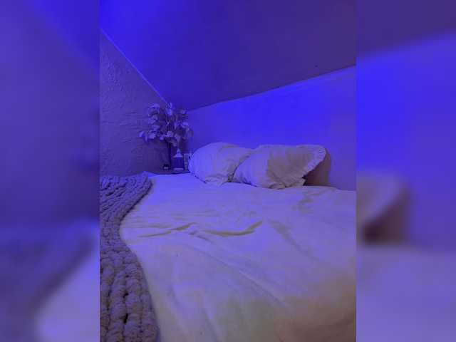 HollyPolly111 live cam