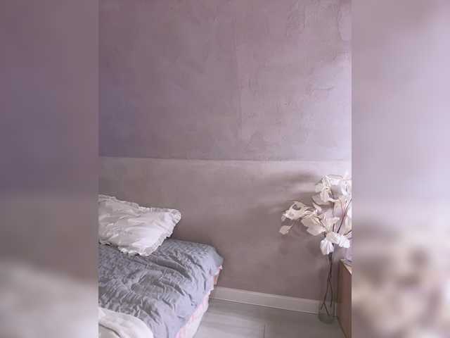 HollyPolly111 live webcam show