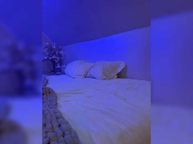 HollyPolly111 live cam