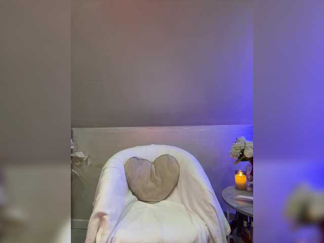 HollyPolly111's BongaCams show and profile