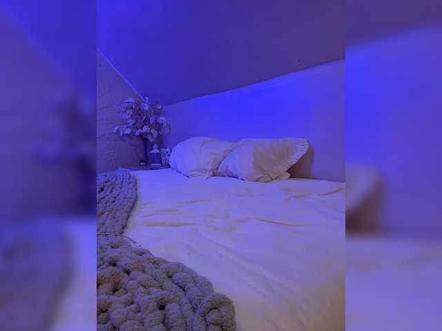 HollyPolly111 live cam