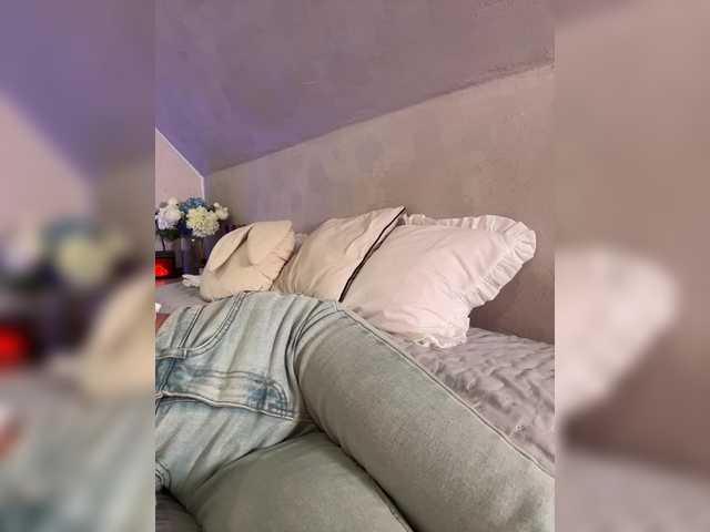 HollyPolly111 live cam on BongaCams