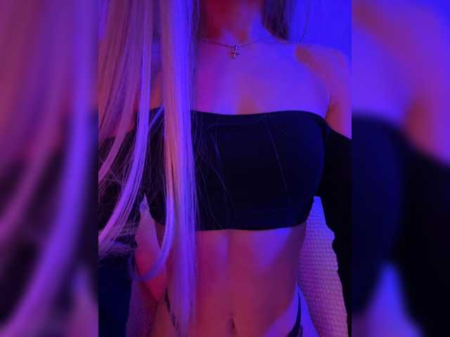  HollyPolly111 chat room