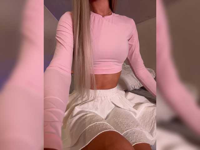 HollyPolly111 live cam on BongaCams