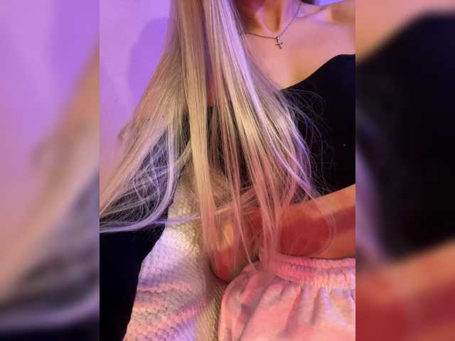  HollyPolly111 chat room