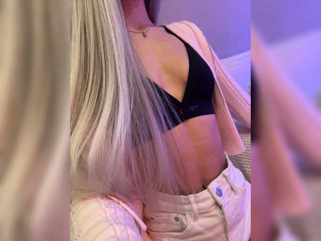 HollyPolly111 live cam