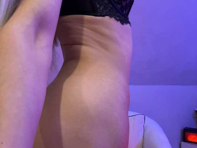  HollyPolly111 chat room