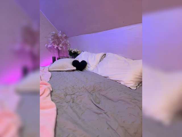 PauLiiine live cam preview