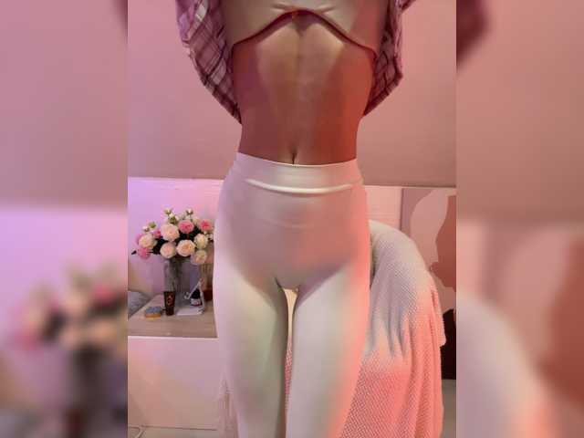 HollyPolly111 live cam on BongaCams