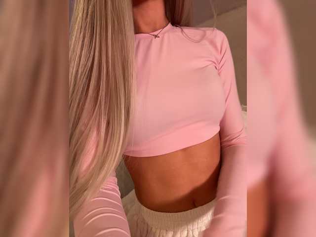 HollyPolly111 live webcam show