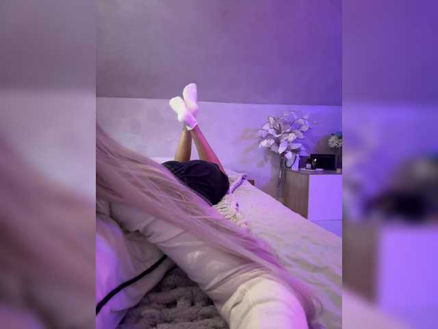 HollyPolly111 live cam on BongaCams