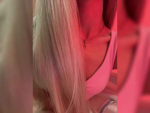  HollyPolly111 chat room