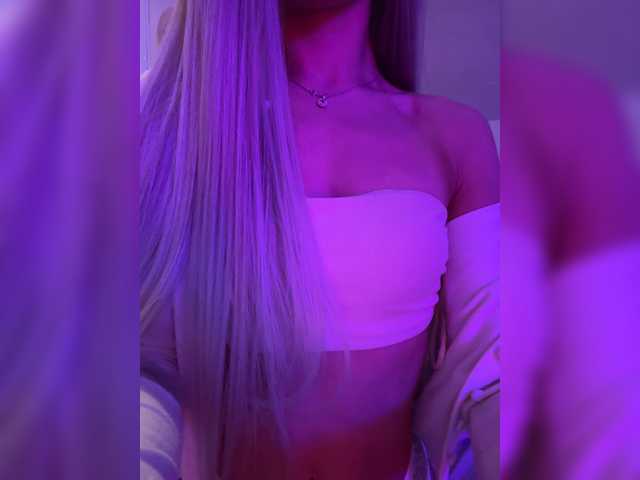 эро с HollyPolly111