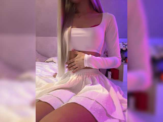 HollyPolly111 live cam on BongaCams
