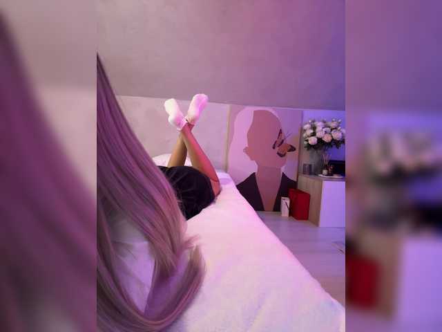 HollyPolly111 live cam on BongaCams