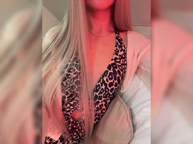 в попе у HollyPolly111