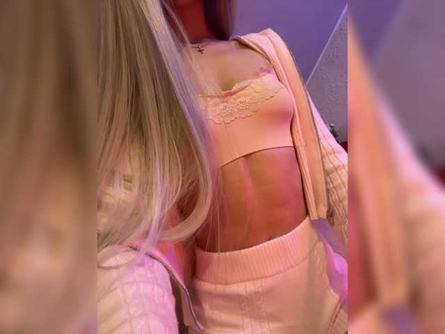  HollyPolly111 chat room