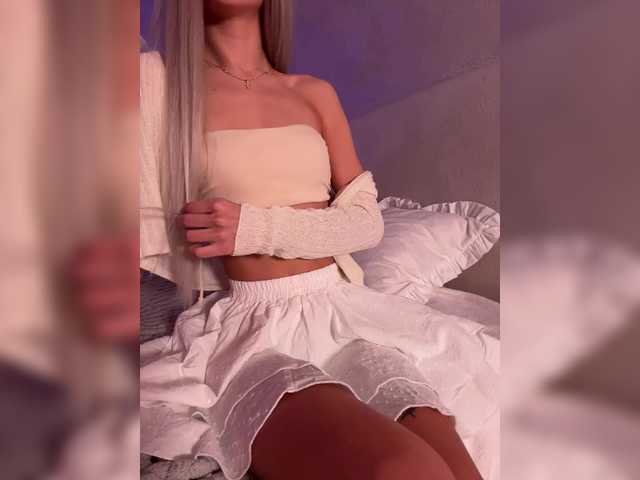 HollyPolly111 girls live cam