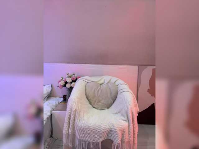 HollyPolly111, live now on BongaCams
