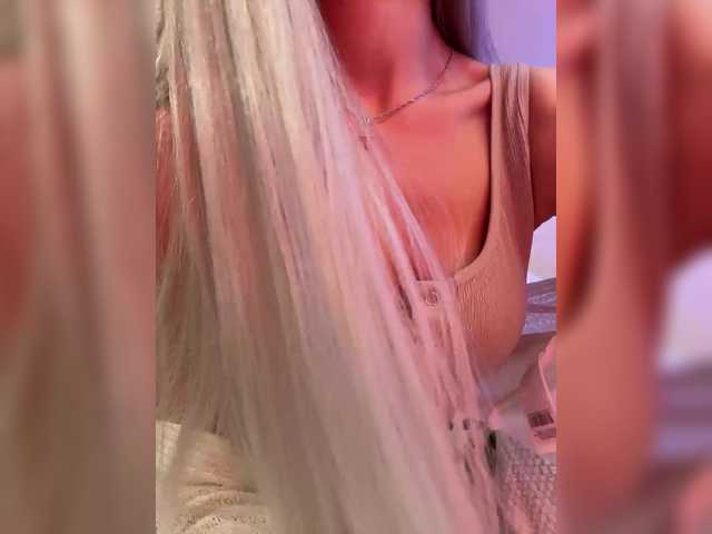 модель HollyPolly111