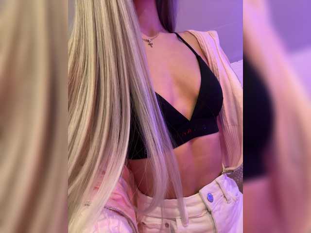 HollyPolly111 live cam