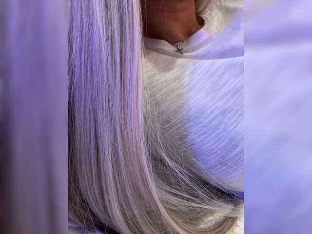 HollyPolly111 live cam on BongaCams